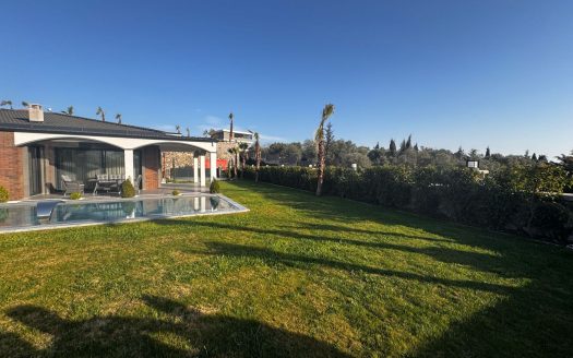 🌿 Seferihisar Ulamış’ta Doğayla İç İçe Tek Kat Villa Projesi 🌿