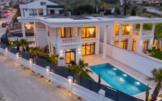 ✨ GÜZELBAHÇE KAHRAMANDEREDE ÖZEL TASARIM LÜKS VİLLA