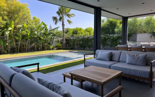 📍Çeşme Ilıca | 5+2 Tripleks Satılık Villa