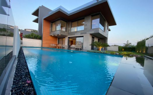 📍 Çeşme Paşalimanı | Panoramik Deniz Manzaralı  6+2 Satılık Villa